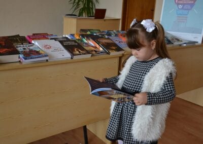 „КонтурГлобал Марица Изток 3“ дари 344 книги на градската библиотека в Гълъбово
