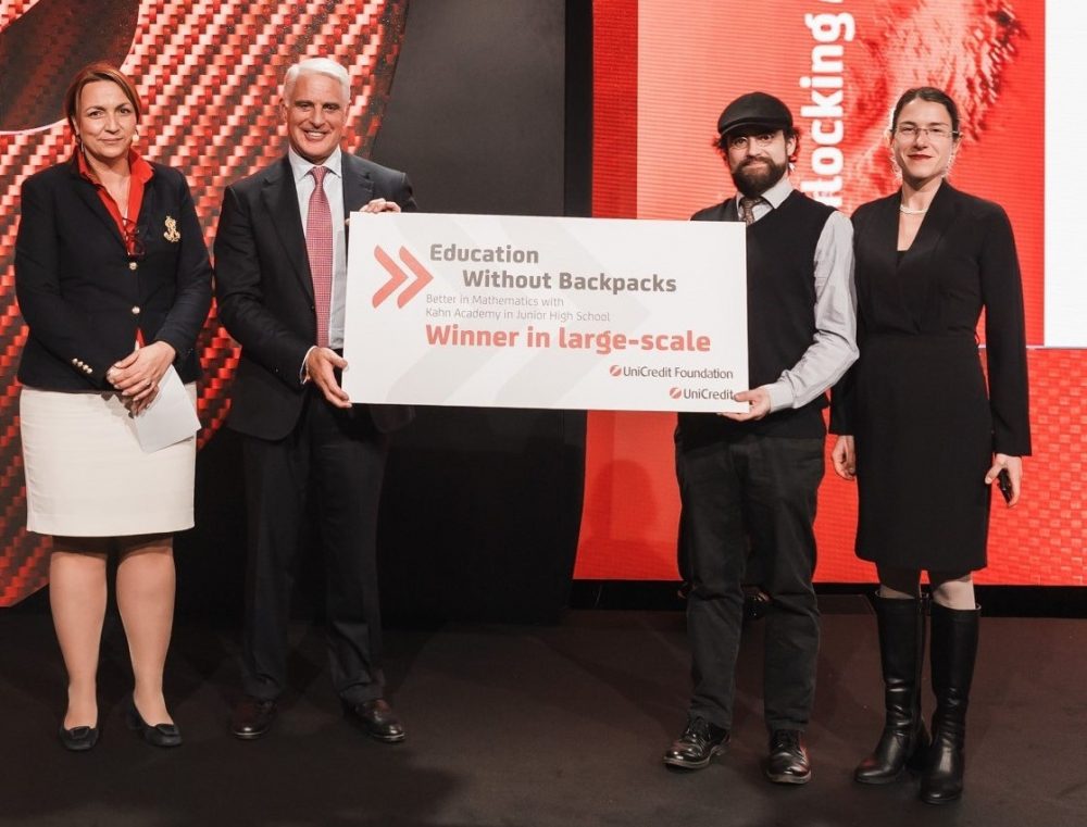 UniCredit_Foundation_Education_Without_Backpacks