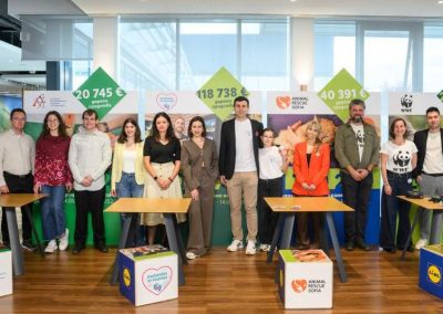 Близо 200 000 евро са даренията чрез автомати за рециклиране на Lidl